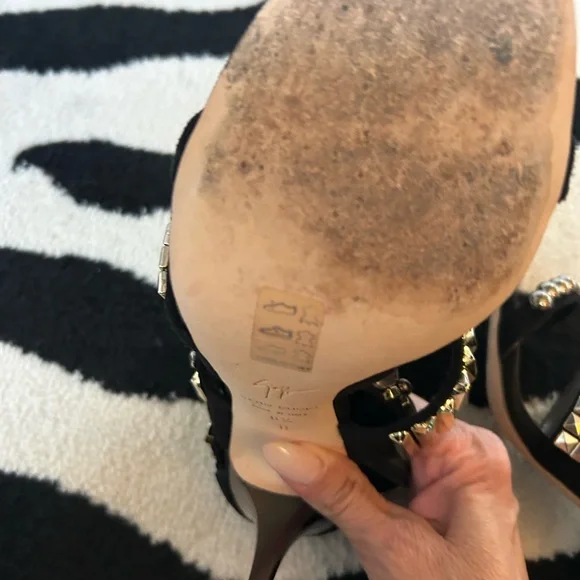 Giuseppe Zanotti Silver and Black Stiletto Sandals - Picture 7 of 10